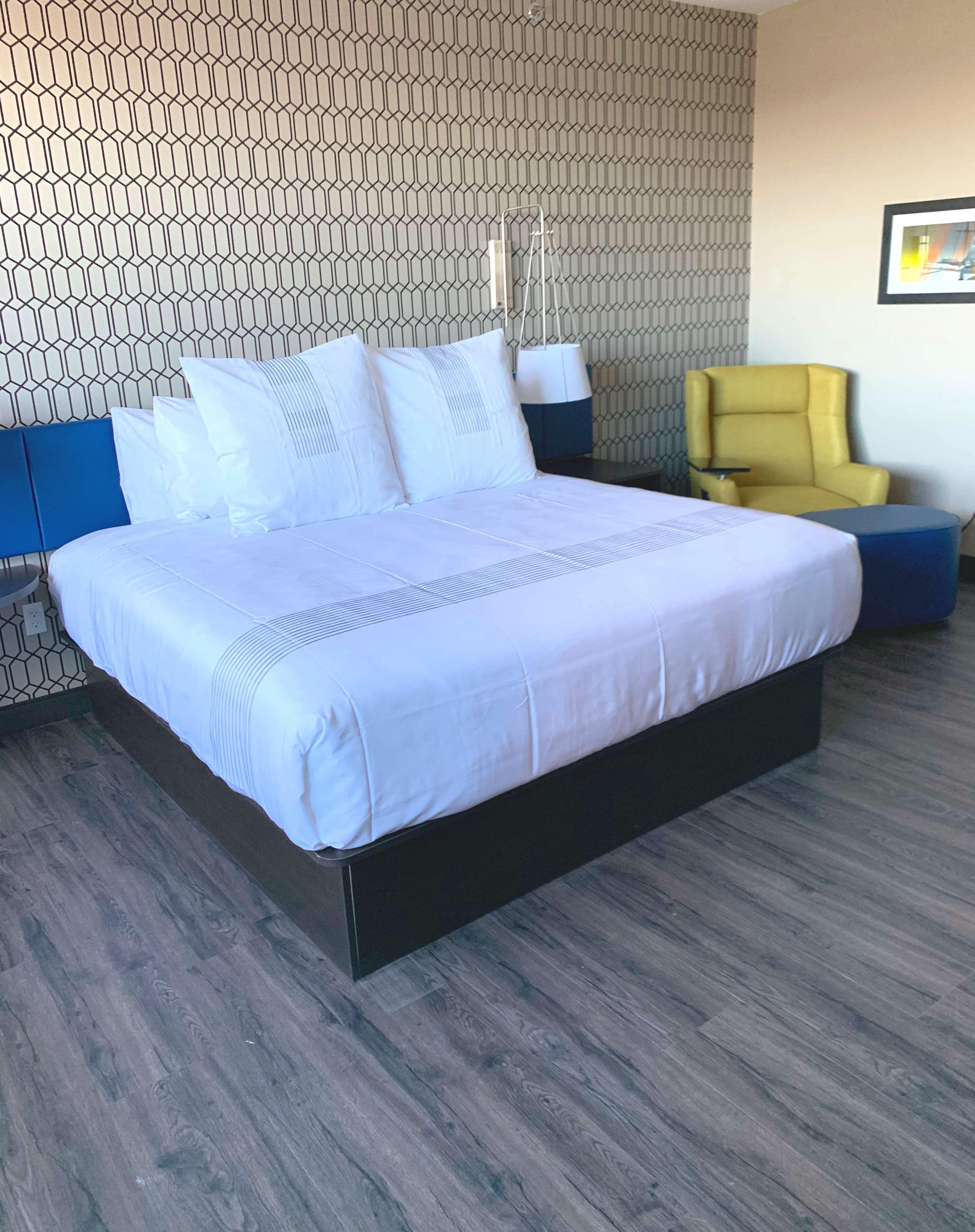 GLo Best Western Dawley Farms In Sioux Falls Extérieur photo