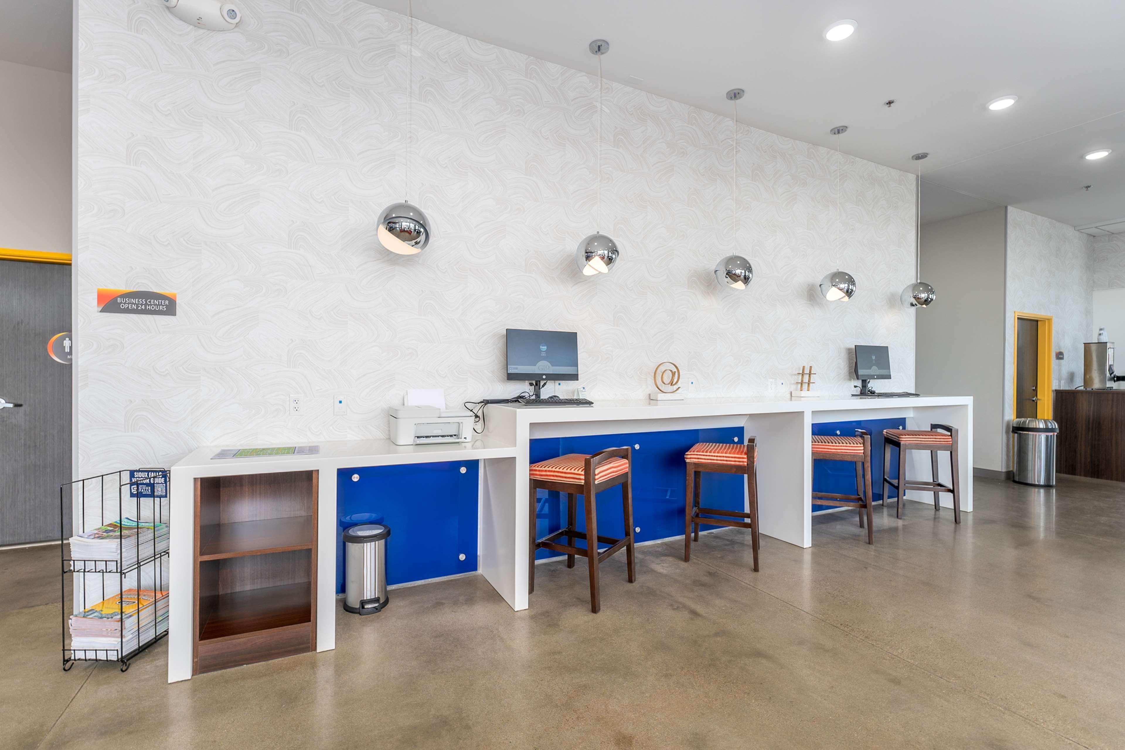 GLo Best Western Dawley Farms In Sioux Falls Extérieur photo